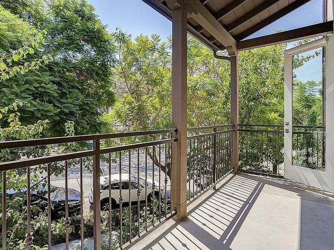 Image of 757 Silver Lake Blvd