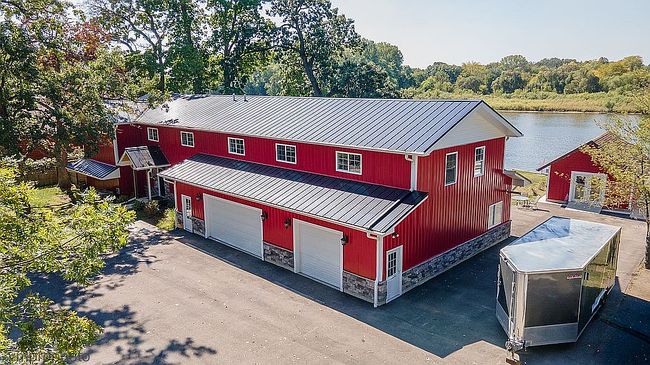 Photo of 5109 Wildwood Dr