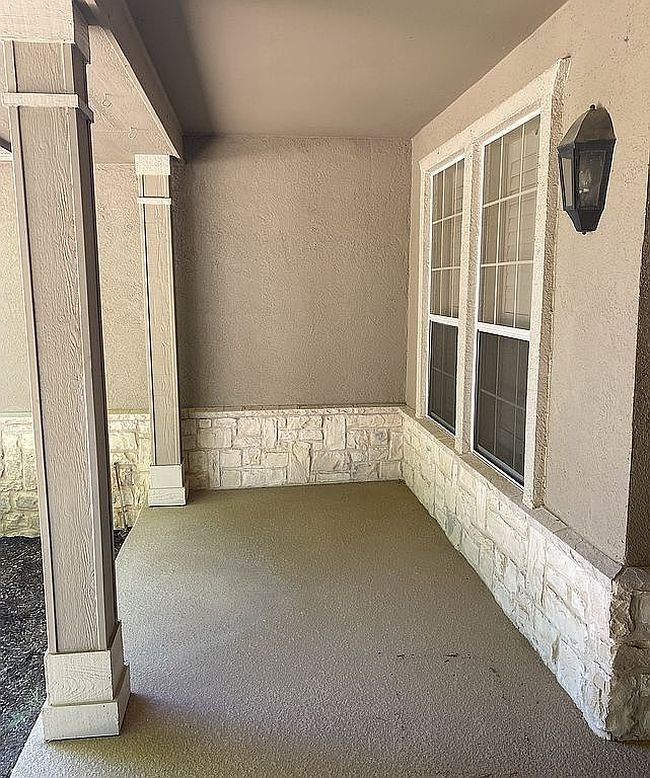 Photo of 196 Whispering Wind Dr, Georgetown, TX