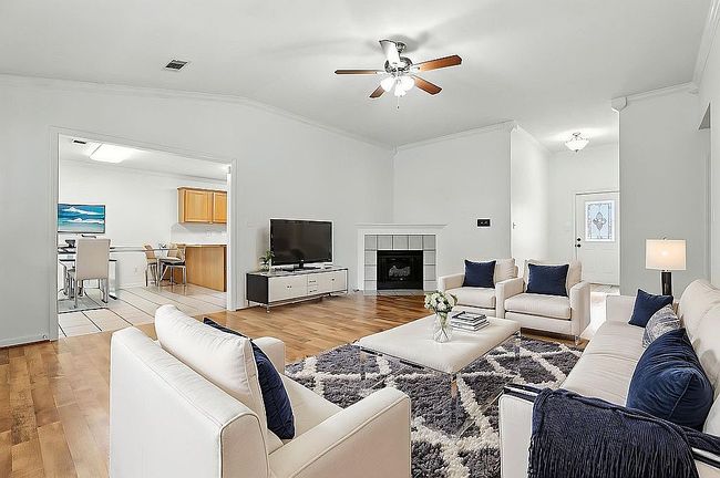 Additional photo 3 of property located at 2312 Bridgewater