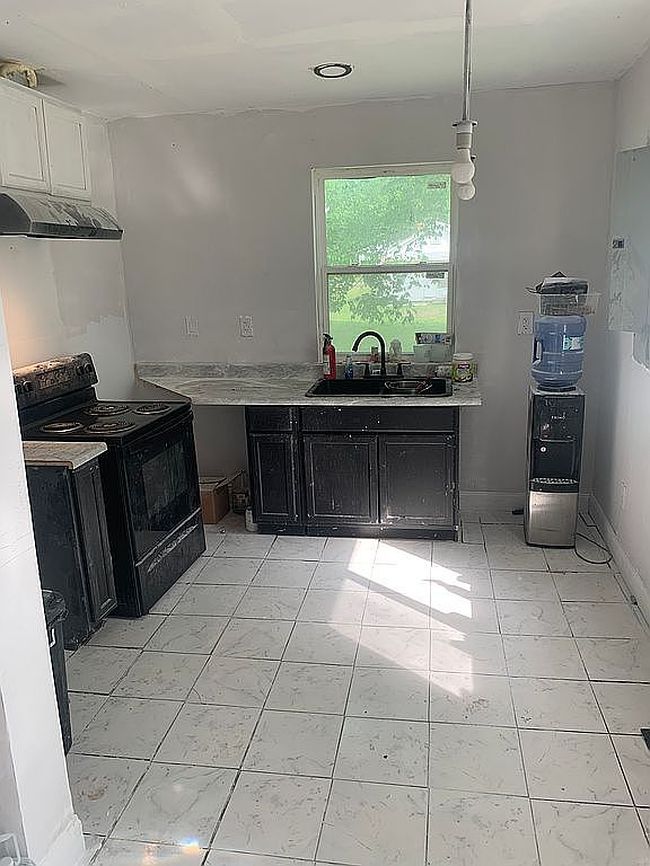 Image of 28428 Westbrook St