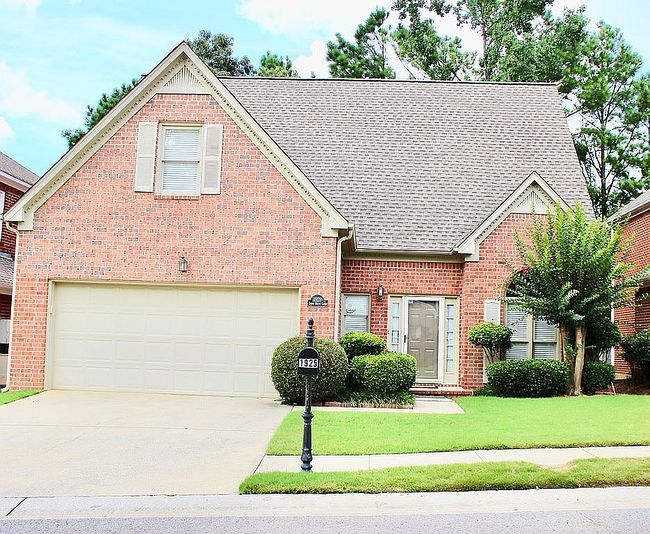 Photo of 1925 Stone Brook Ln