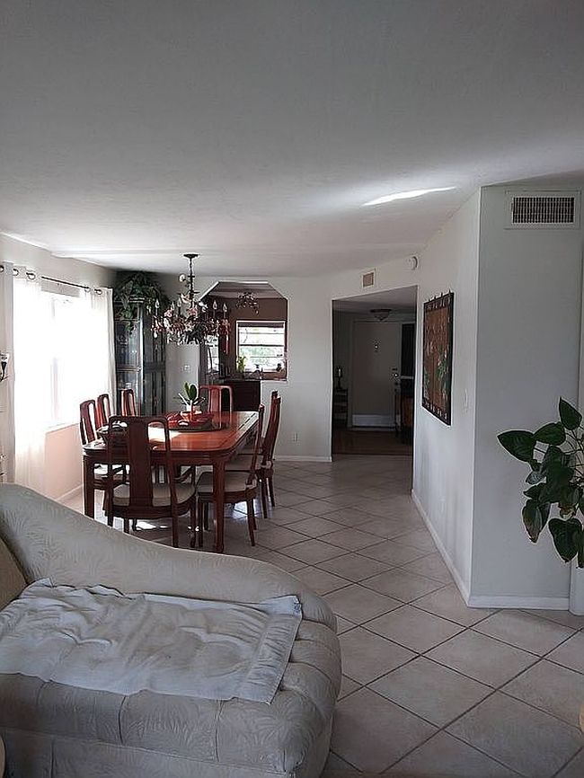 Photo of 100 Valley Stream Dr Apt 205, Naples, FL