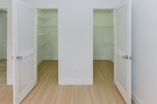 Image of 4761 Fountains Dr S