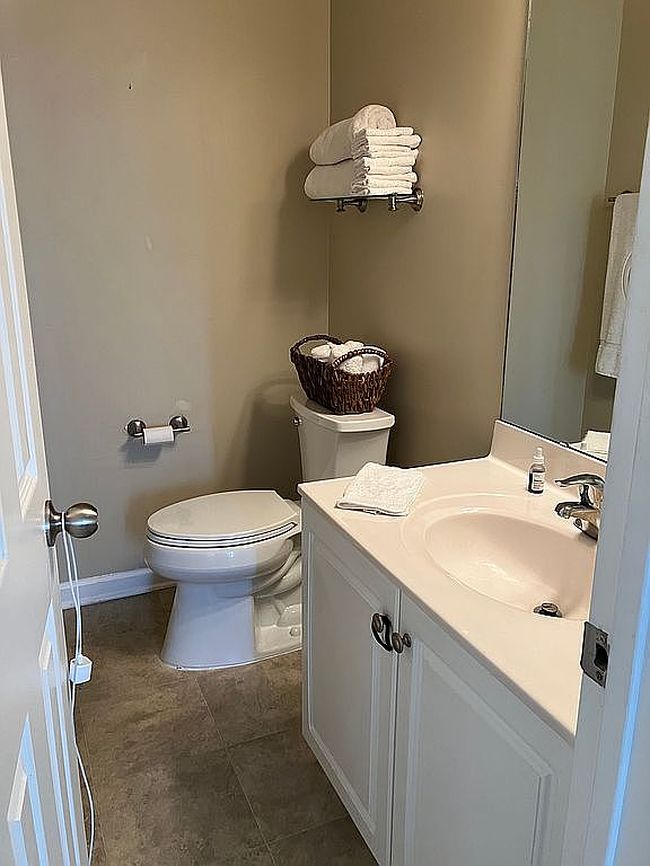 Preview of property located at 4840 Moss Creek Loop Unit 31