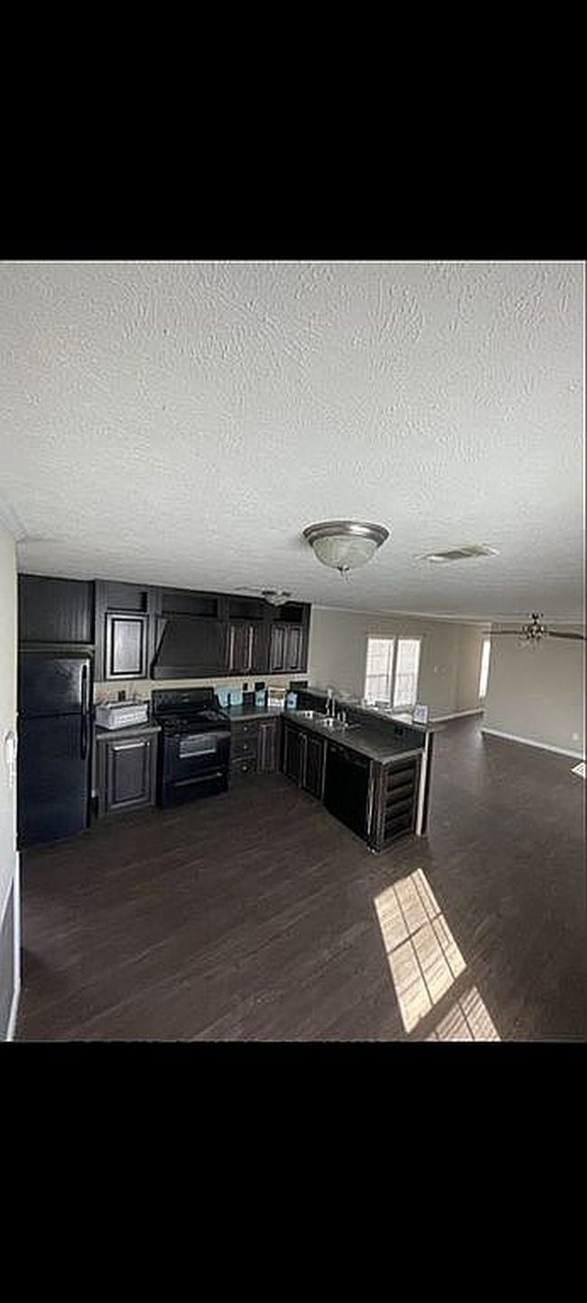 Photo of 1751 W Hadley Ave Trlr 62, Las Cruces, NM