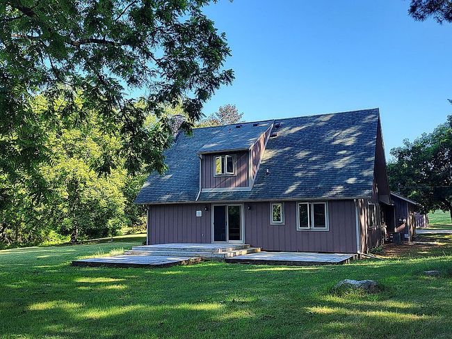 Photo of 3650 Jewell Rd, Howell, MI