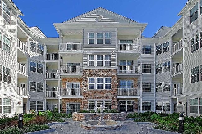 Image of 4408 Ramapo Ct #4