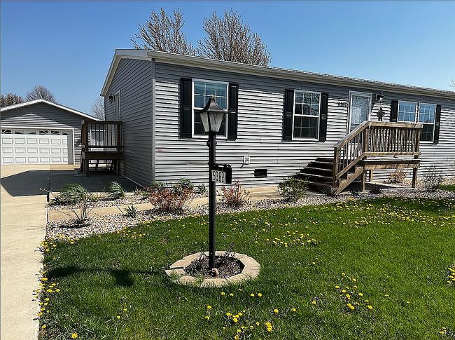 Photo of 5382 Irving Blvd, Machesney Park, IL