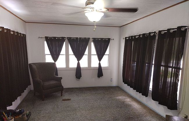 Photo of 1501 Se 186th Ct, Silver Springs, FL