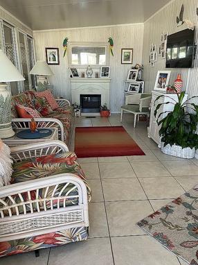 Image of 2094 Detroiter St