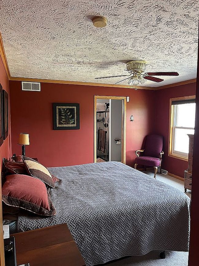 Image of 3433 Eagle Creek Rd