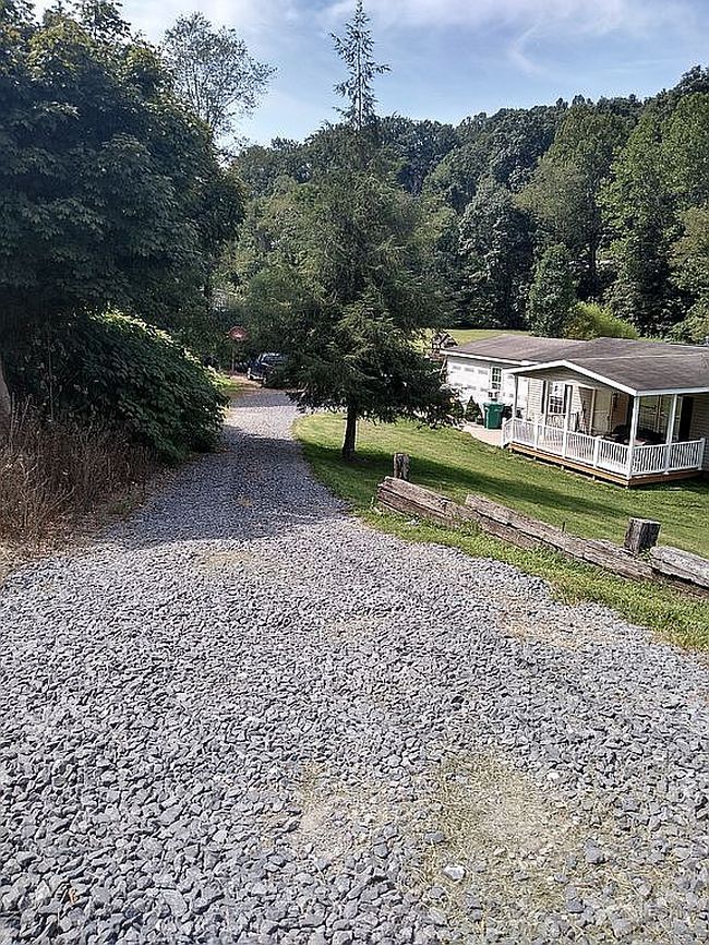 Image of 4989 Simpson Rd