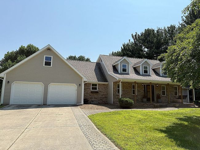 Photo of 720 S Hickory Ln, Kokomo, IN