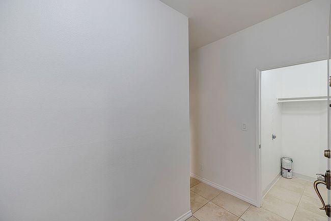 Photo of 7211 Cozycroft Ave Unit 19, Winnetka, CA