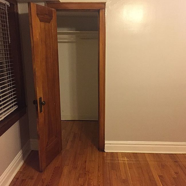 Additional photo 1 of property located at 4043 N Sawyer Ave