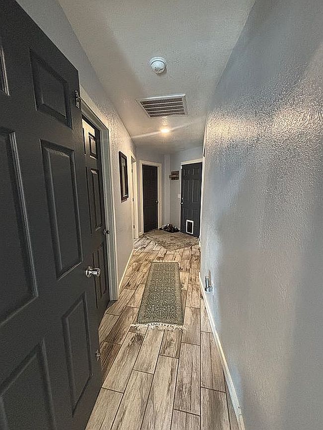 Additional photo 3 of property located at 180 E Center St