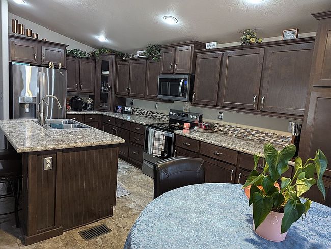 Image of 17506 W Van Buren St #461