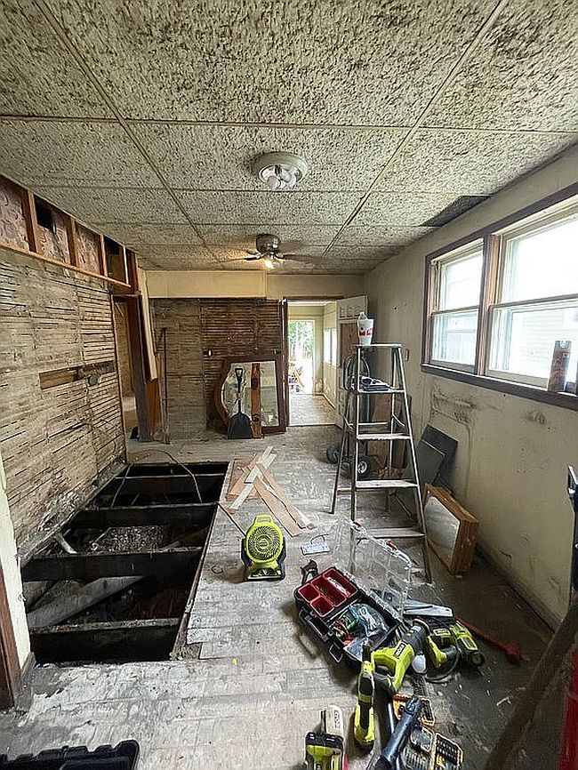 Photo of 1606 N Locust St, Pittsburg, KS
