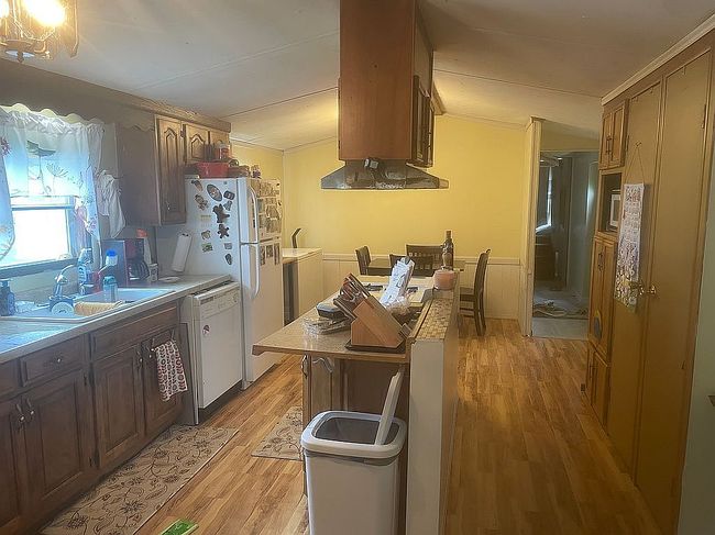 Additional photo 2 of property located at 311 W Center St