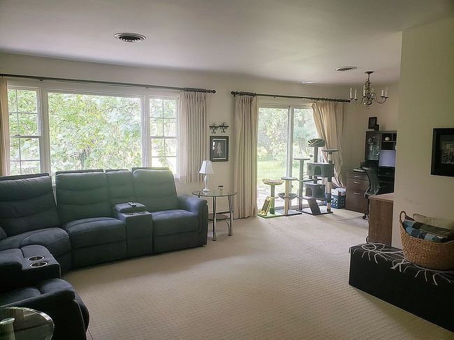 Image of 19717 Toms Rd