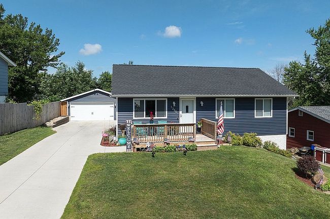 Photo of 1250 Terrace St, Marion, IA