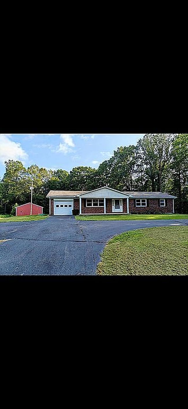 Photo of 2449 Gentry Mill Rd, Russell Springs, KY