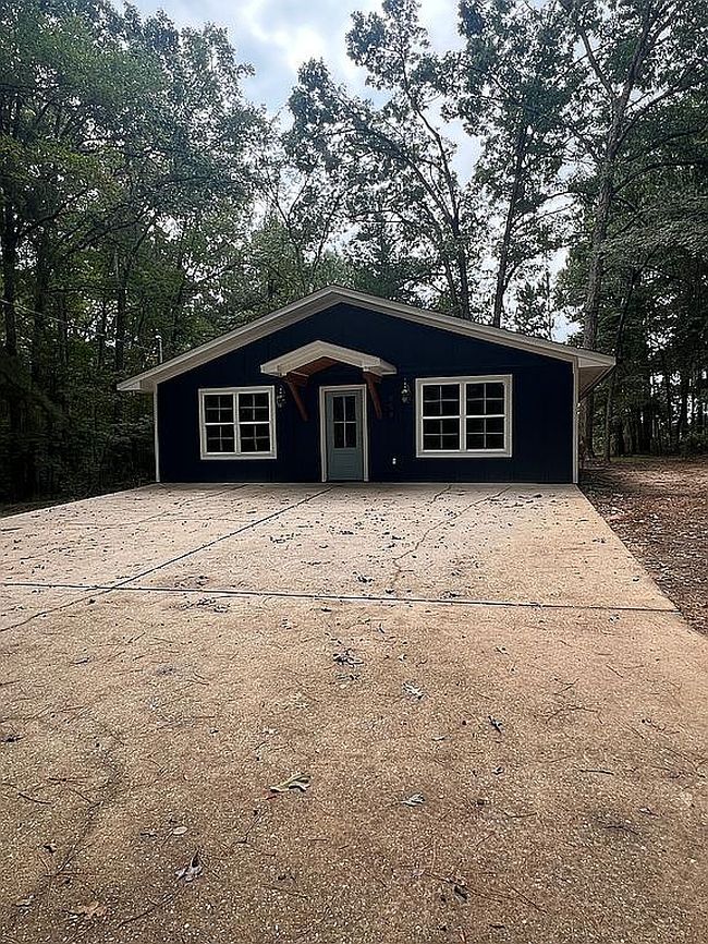 Photo of 554 Remington Dr