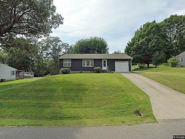 Photo of 3402 S 30th St, Saint Joseph, MO