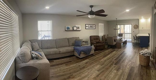 Photo of 1510 Cherokee Rd, Byrdstown, TN