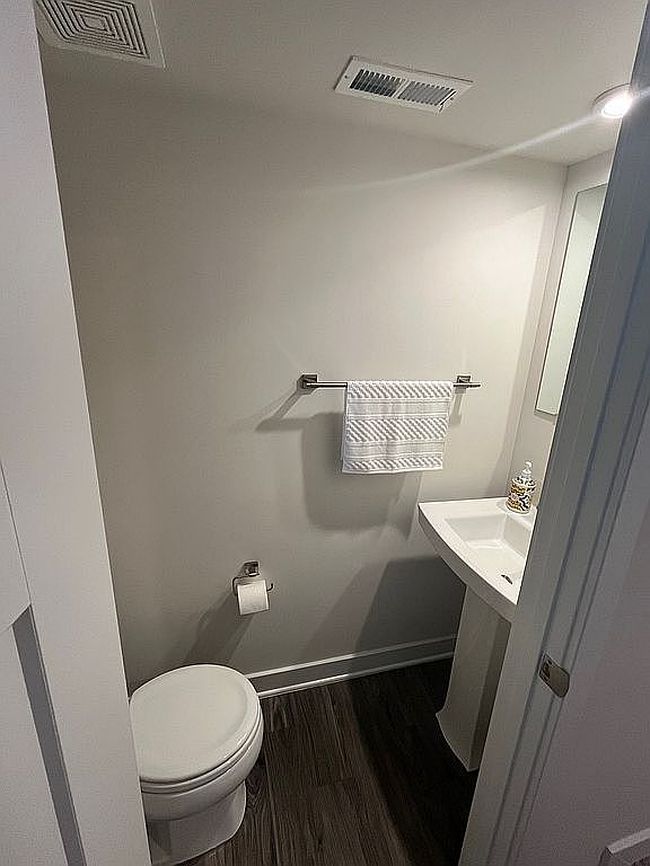 Photo of 213 Montreal Way
