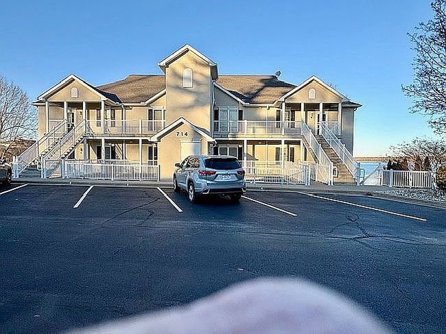 Image of 714 Moon Bay Dr Unit 4