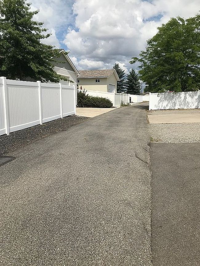 Photo of 7746 N Fairborne Ln, Coeur D Alene, ID
