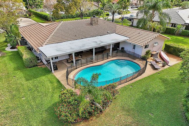 Image of 10968 Nw 3rd St