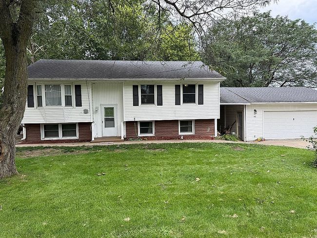 Photo of 551 N Hazel St, Agency, IA