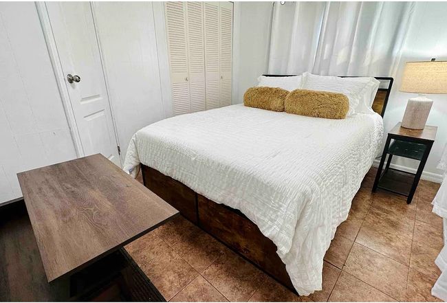 Additional photo 3 of property located at 6501 Clark St