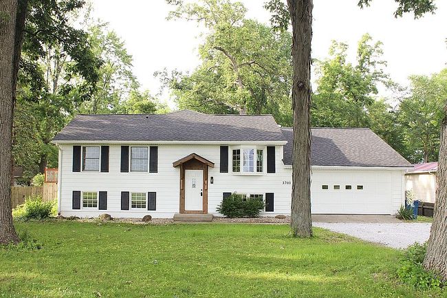 Photo of 3703 E 1000 N, Ossian, IN