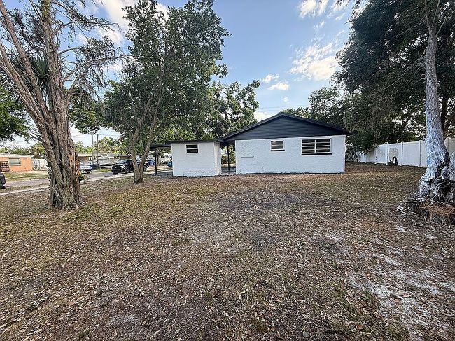 Image of 1119 Eau Claire Cir