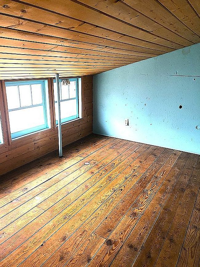 Image of 601 S 4th St W