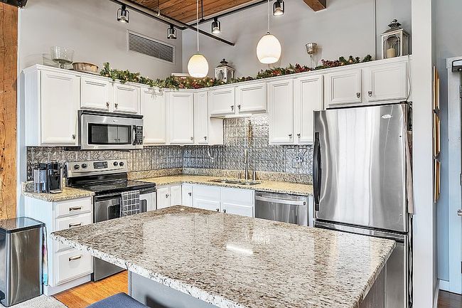Photo of 940 Monroe Ave Nw Unit 206, Grand Rapids, MI