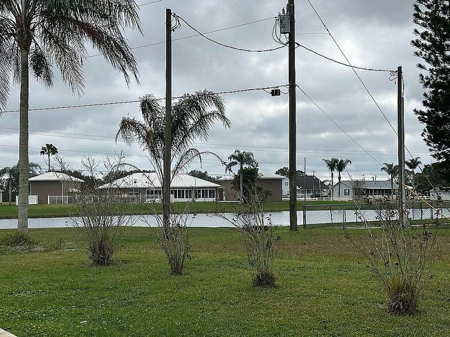 Image of 25322 Columbia Cir