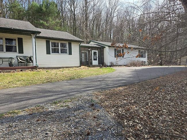 Image of 19 Little Cherokee Ln