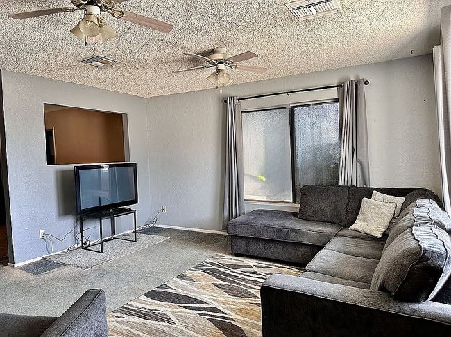 Additional photo 2 of property located at 104 S Casas Lindas Dr