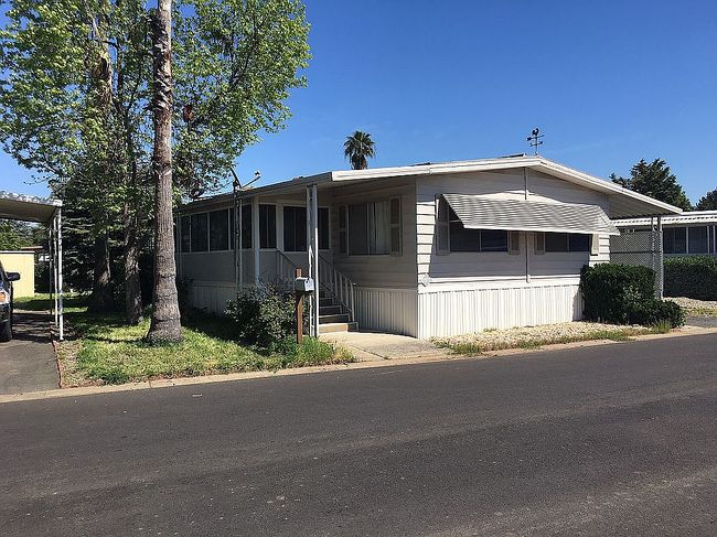 Photo of 10035 Mills Station Rd Spc 5, Sacramento, CA