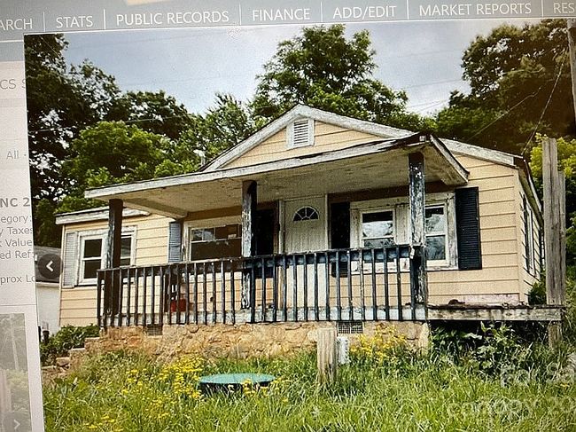 Preview of property located at 28 Gentry Dr