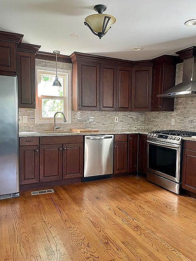 Photo of 94 Florence St, East Haven, CT