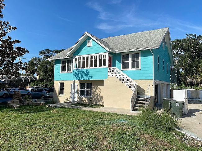 Photo of 722 N Halifax Ave, Daytona Beach, FL