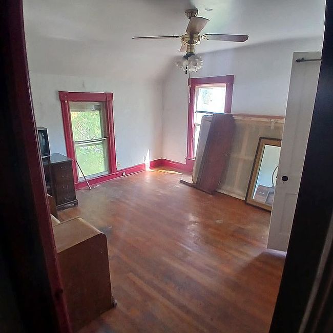 Photo of 308 W Locust St, Cambridge, IL