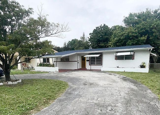 Preview of property located at 245 Ne 164th St