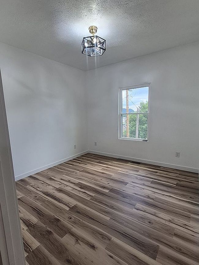 Image of 700 Herms Hill Rd